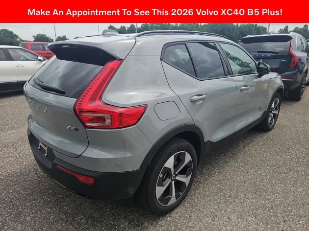 Used 2026 Volvo XC40 B5 Plus AWD/4WD image 2