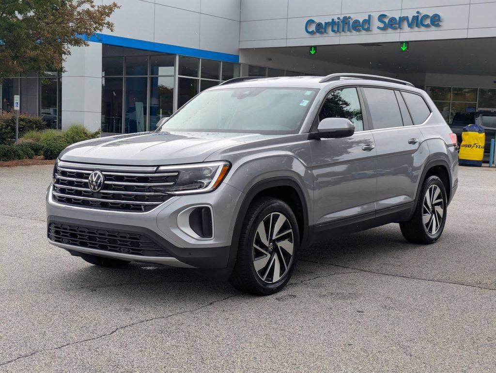 Used 2026 Volkswagen Atlas SE FWD image 4