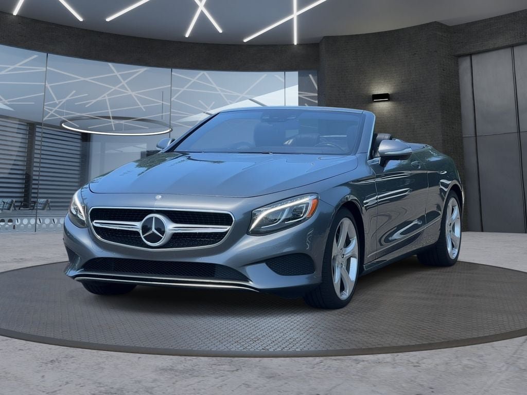 Used 2017 Mercedes-Benz S 550 Cabriolet image 2