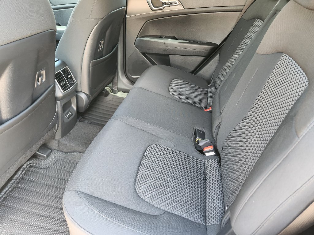 New 2027 Kia Sportage S FWD image 25