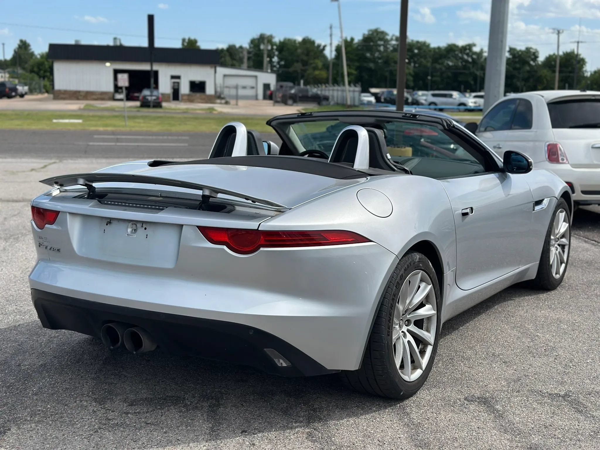 Used 2014 Jaguar F-TYPE Convertible RWD image 10