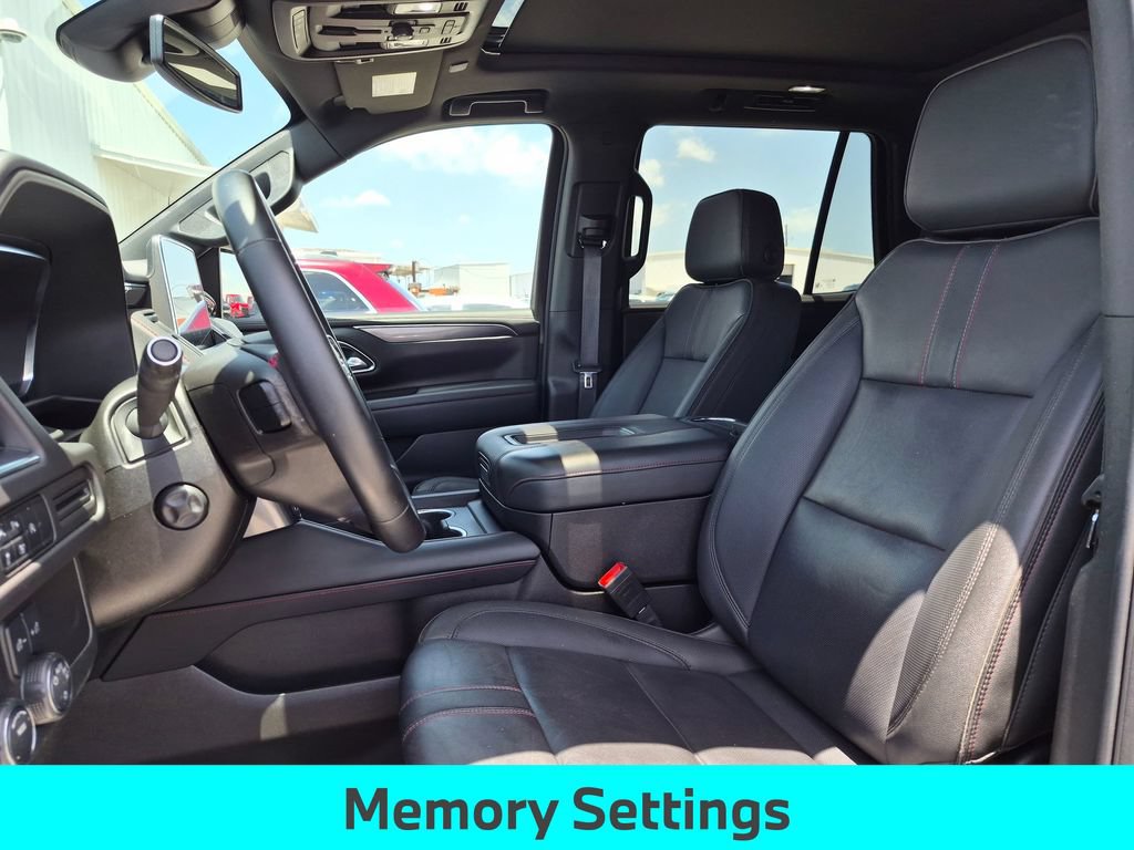 Used 2024 Chevrolet Tahoe RST w/ Luxury Package RWD image 16