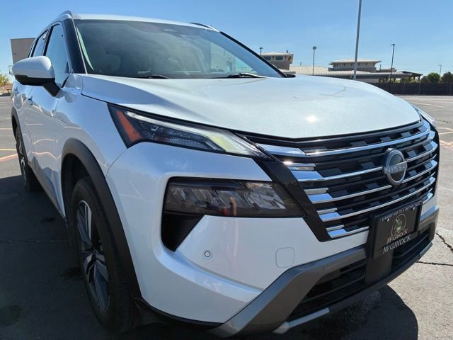 Certified 2024 Nissan Rogue SL FWD image 8