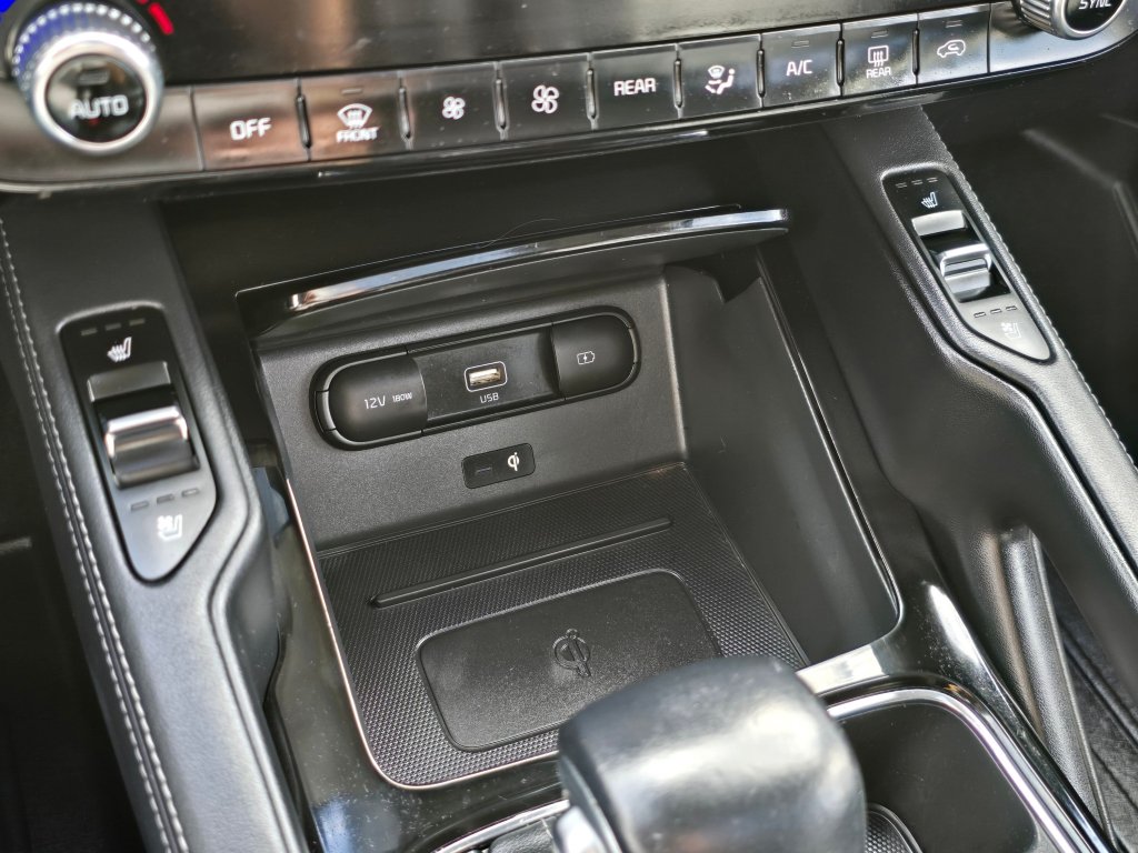 Used 2021 Kia Telluride SX w/ SX Prestige Package AWD/4WD image 12