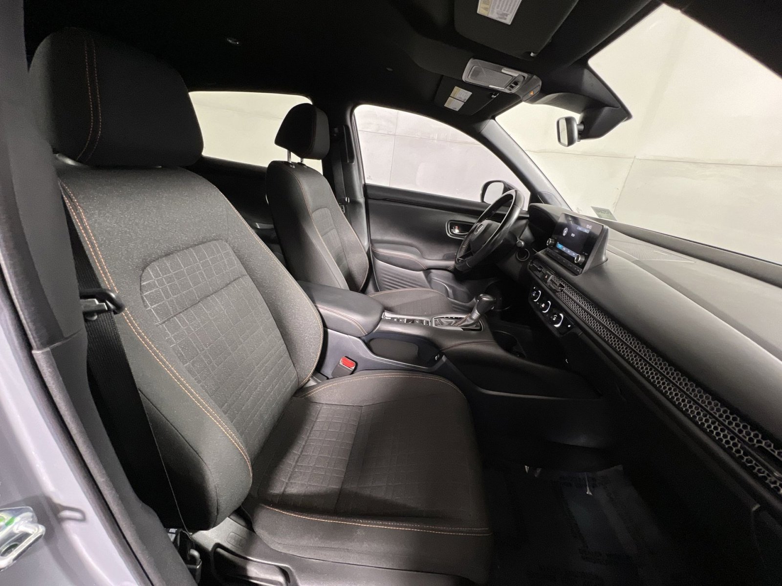 Used 2023 Honda HR-V Sport image 25