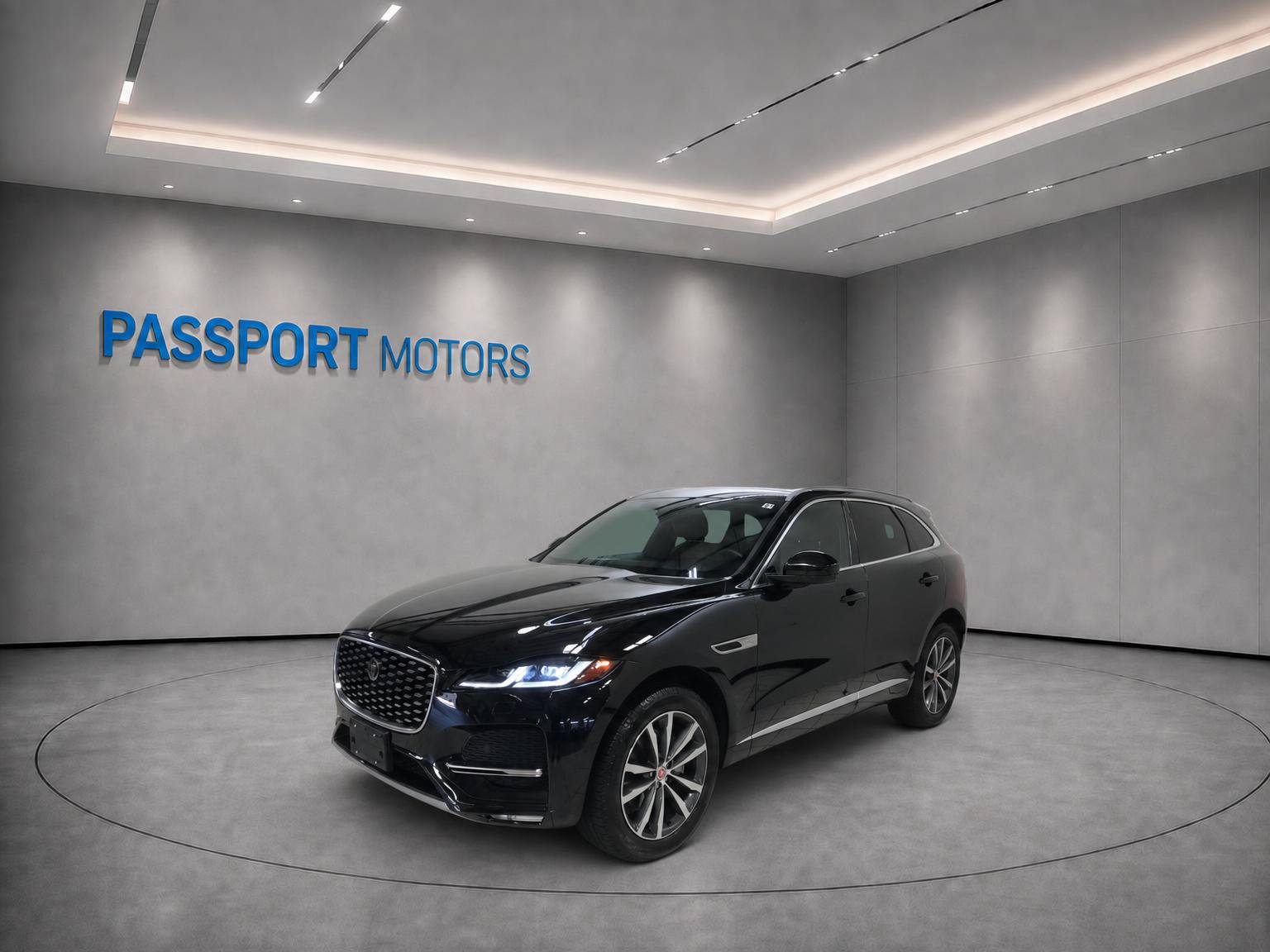 Used 2023 Jaguar F-PACE S AWD/4WD image 1