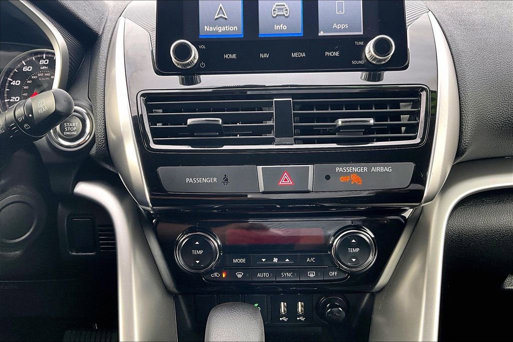 Used 2025 Mitsubishi Eclipse Cross SE image 30