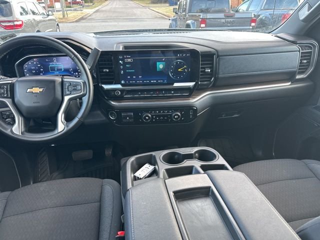 Used 2025 Chevrolet Silverado 1500 LT image 30