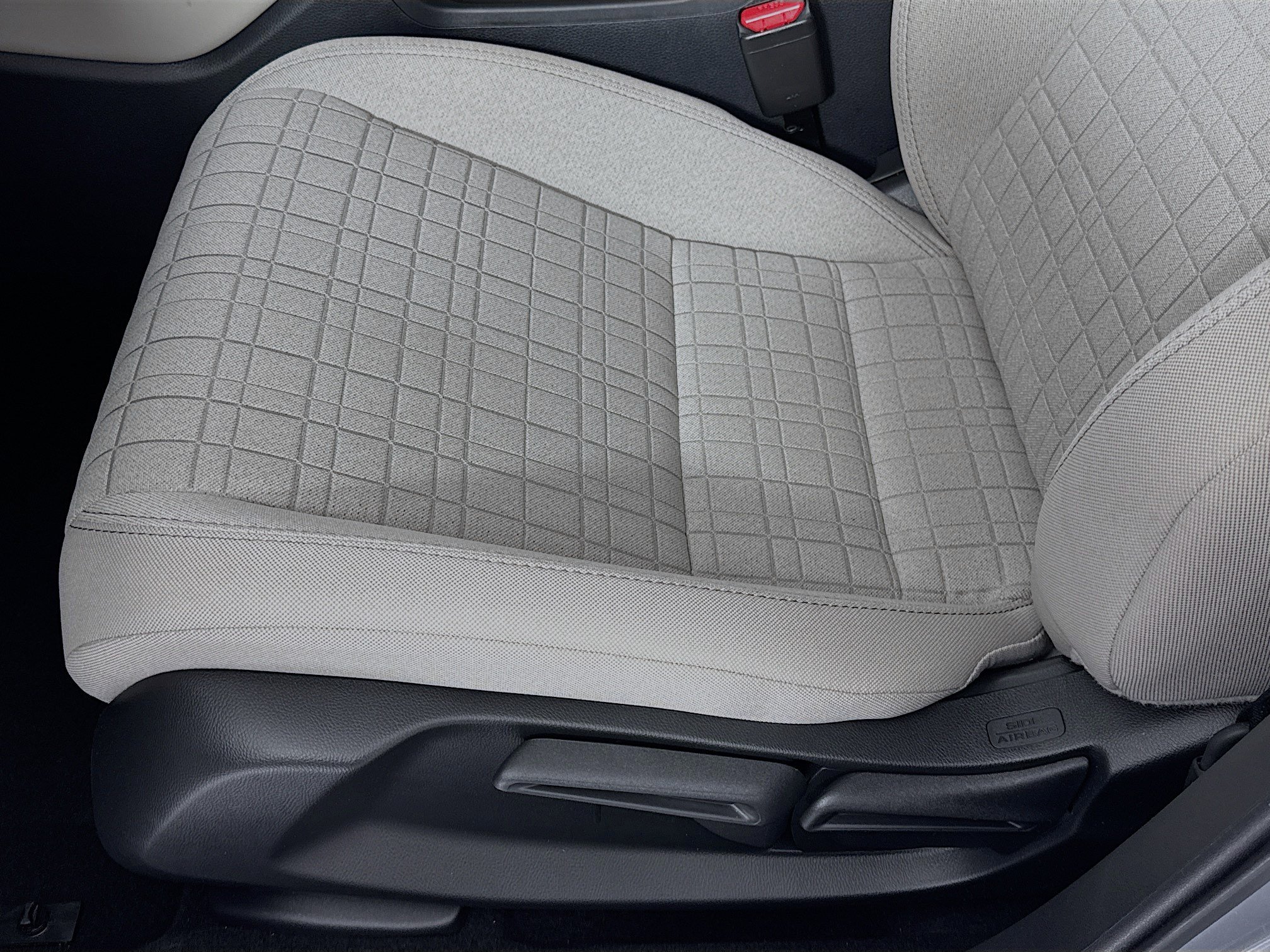 Certified 2025 Honda HR-V LX image 18
