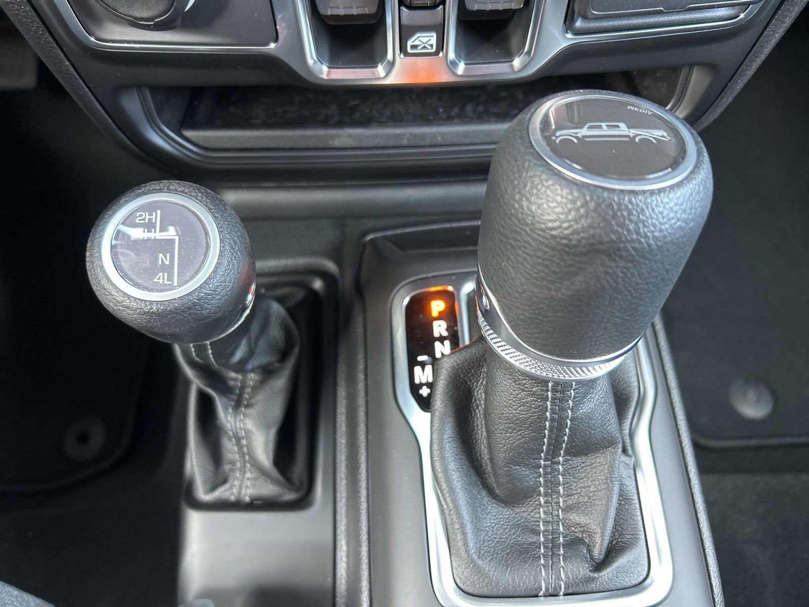 New 2026 Jeep Gladiator Sport image 19