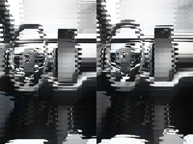 New 2025 Volvo EX30 Ultra w/ Climate Package image 9