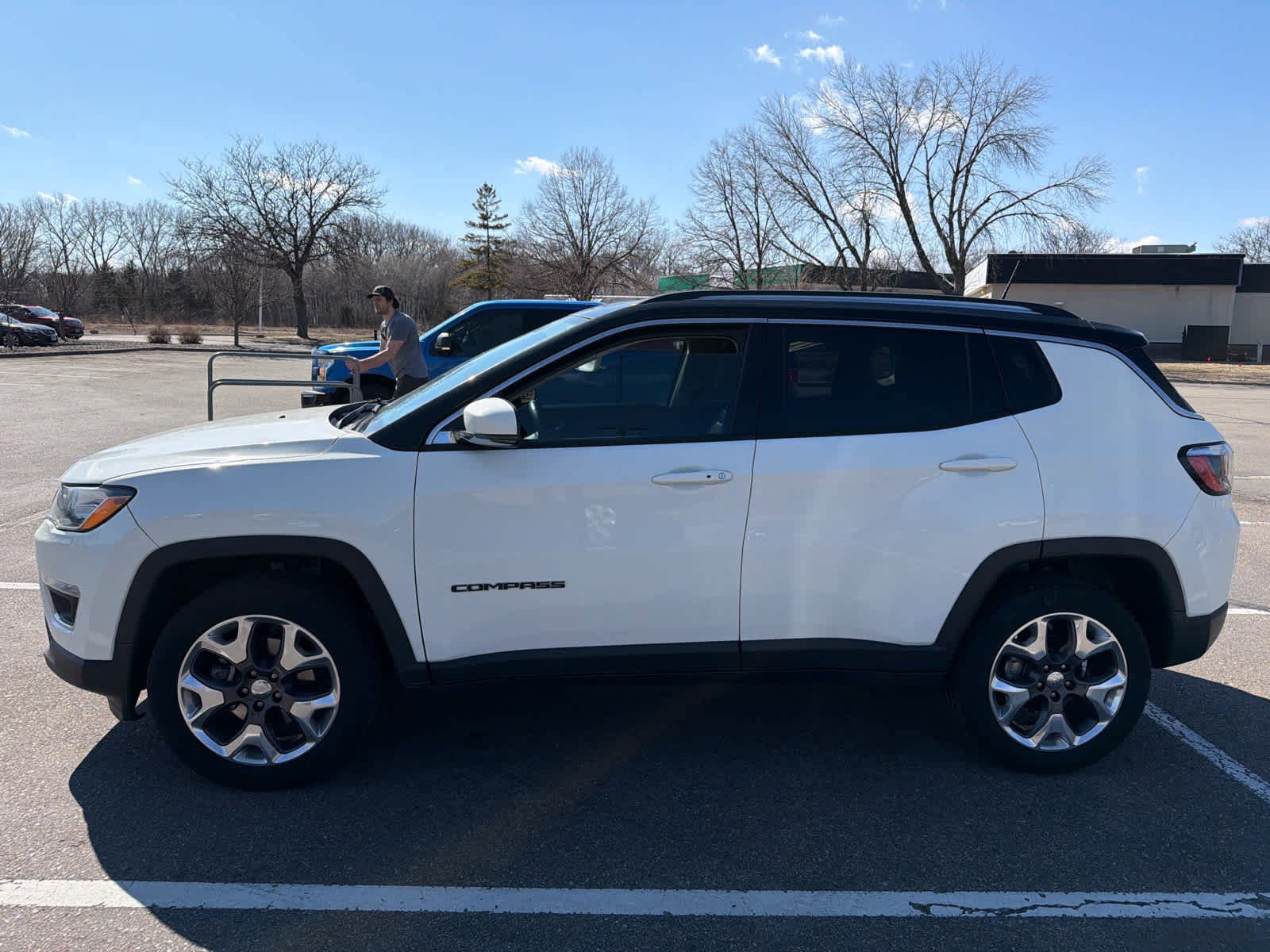 Used 2019 Jeep Compass Limited w/ Advanced Safety Group image 8