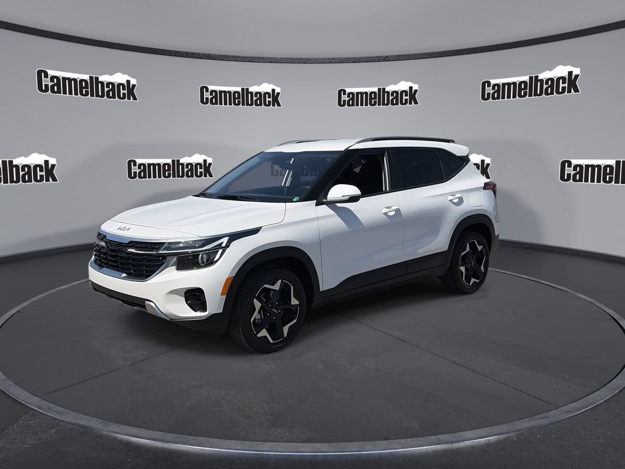 Certified 2025 Kia Seltos S FWD image 3