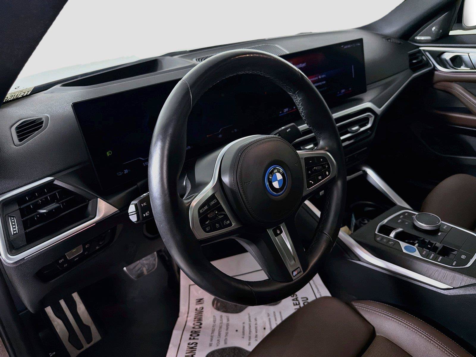 Used 2023 BMW i4 eDrive40 w/ M Sport Package RWD image 9