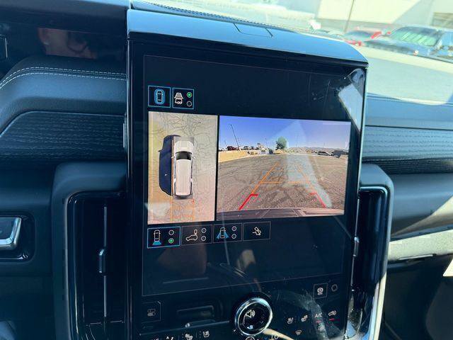 New 2026 GMC Yukon XL AT4 Ultimate w/ LPO, Illumination Package AWD/4WD image 32