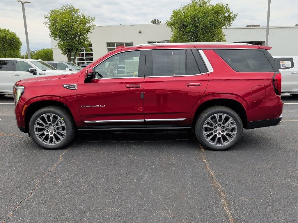 New 2026 GMC Yukon Denali w/ Sun & Power Step Package AWD/4WD image 5