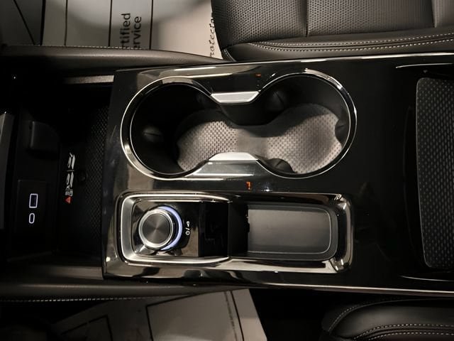 Certified 2024 Buick Envision Preferred AWD/4WD image 31