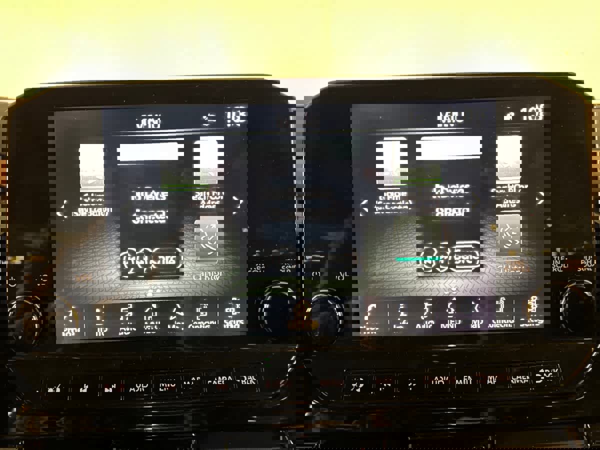 Used 2023 Nissan Pathfinder Platinum image 35