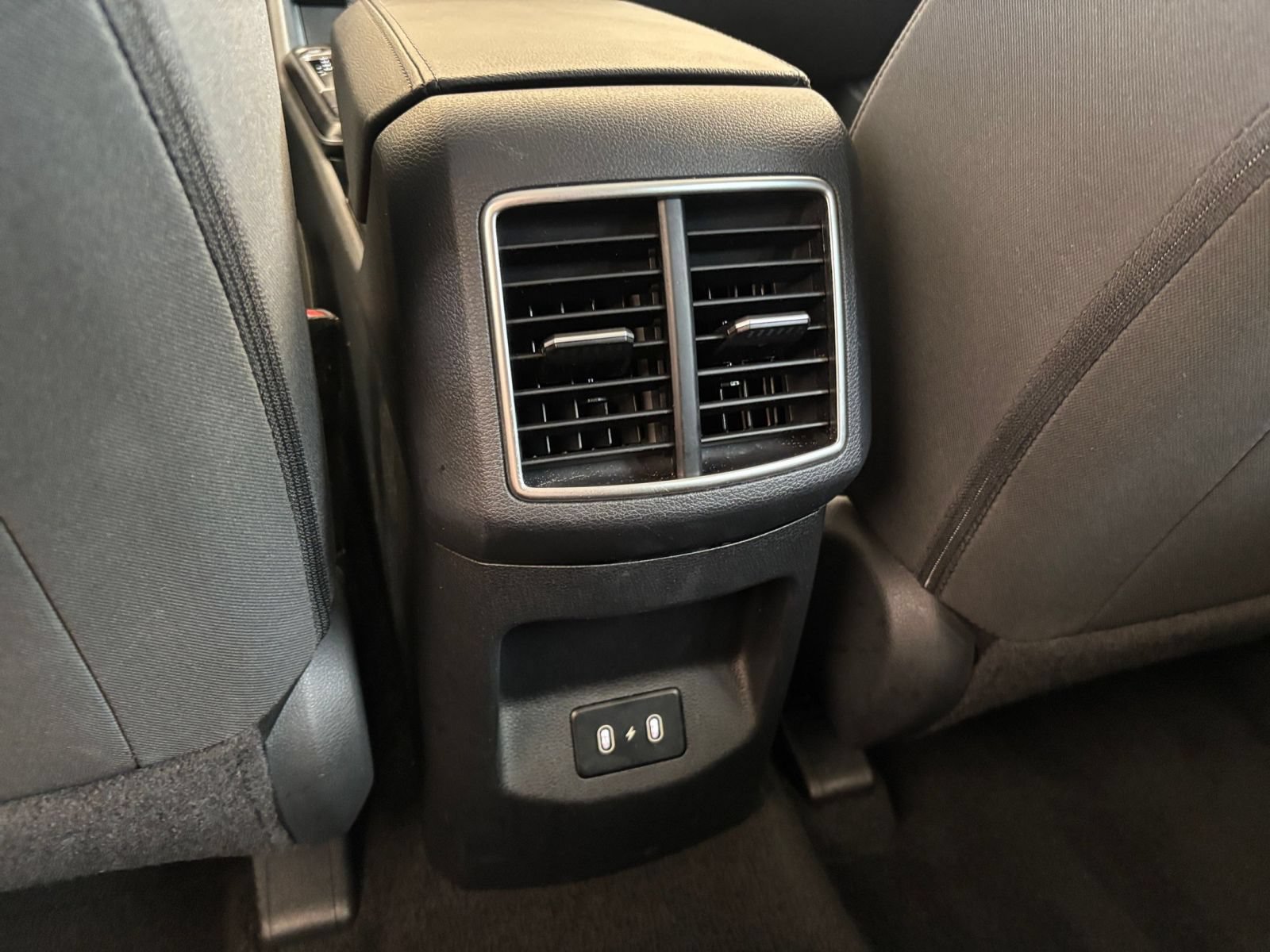 Used 2026 Kia Sportage LX FWD image 21