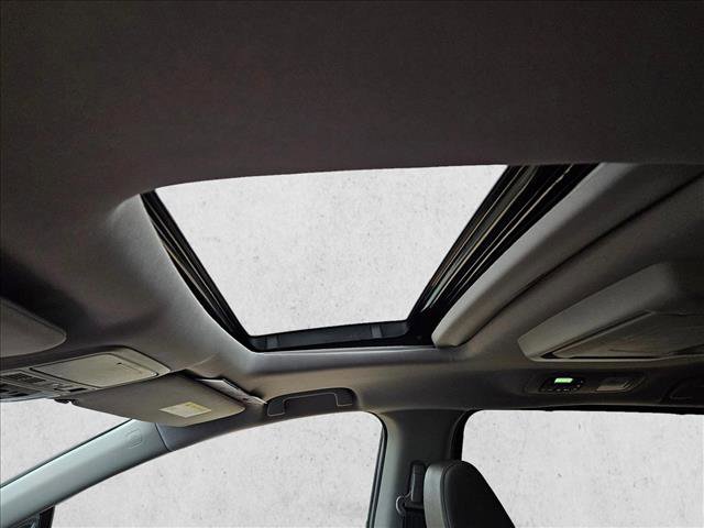 Used 2019 Honda Odyssey Elite image 17