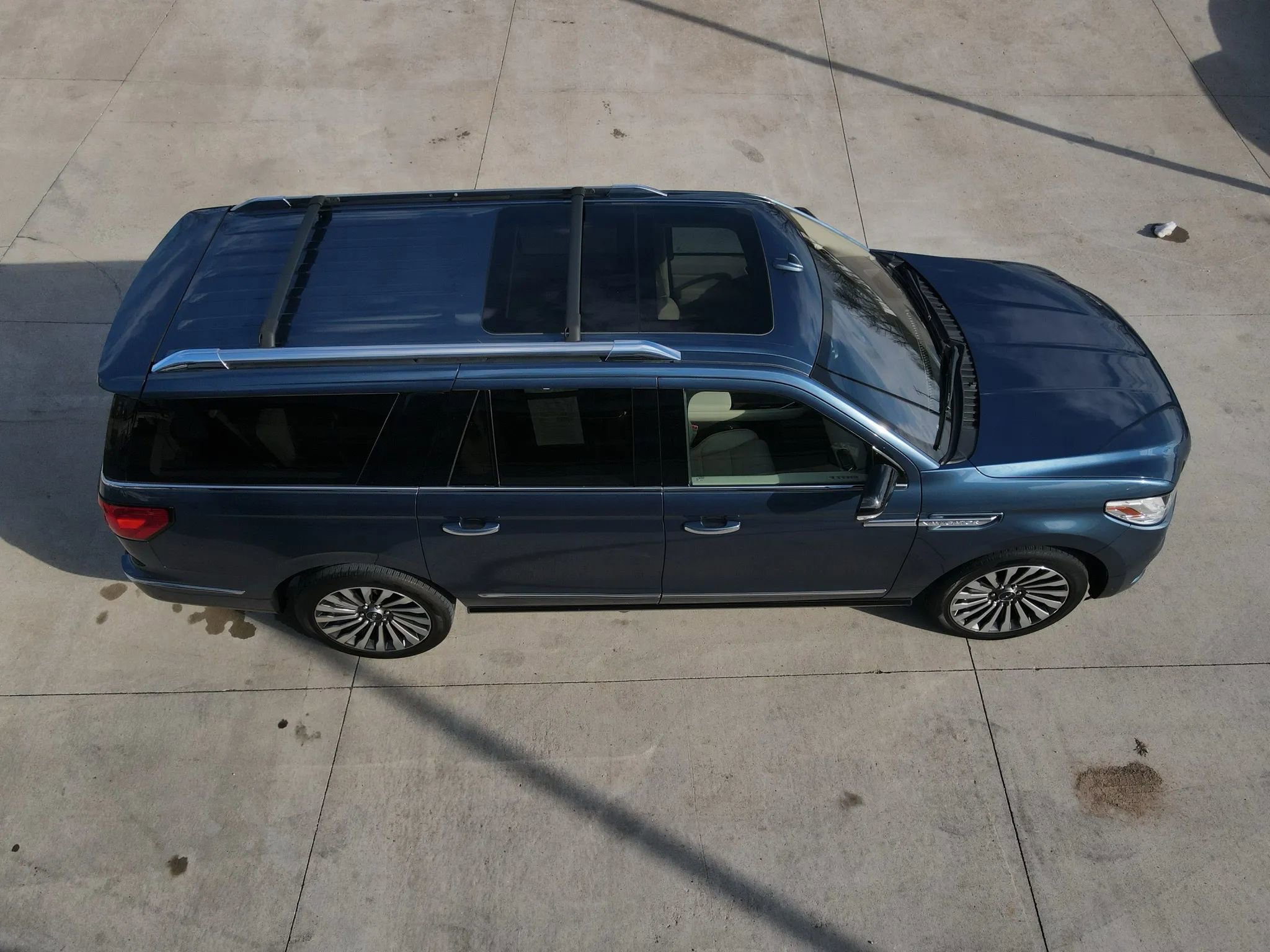 Used 2019 Lincoln Navigator L Reserve w/ Cargo Package image 55