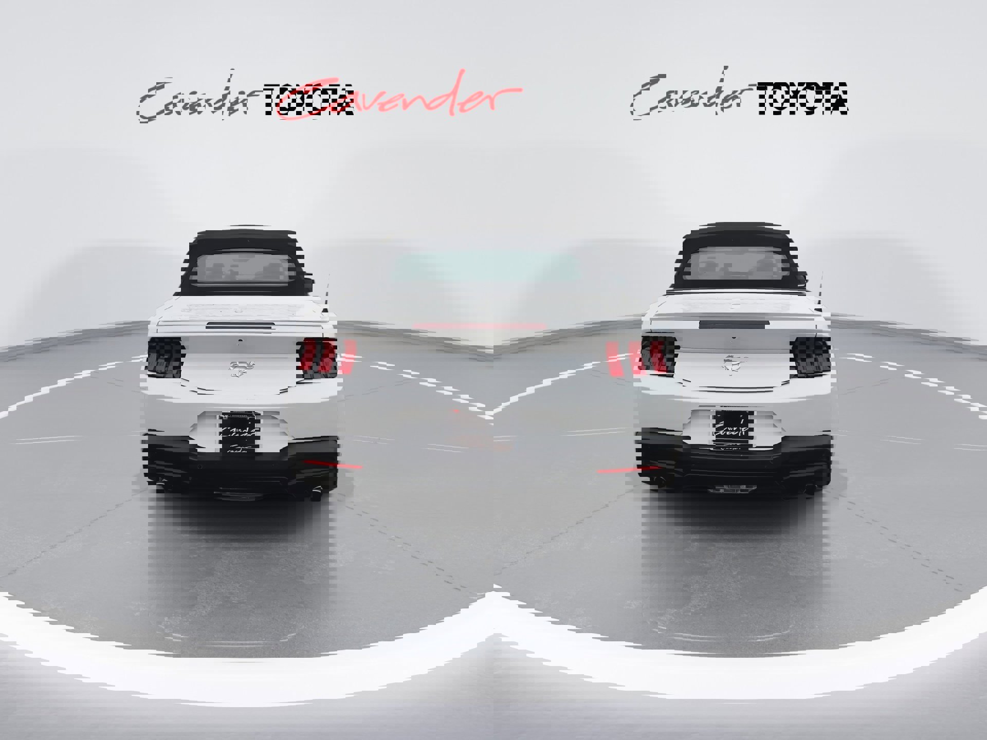 Used 2024 Ford Mustang Premium image 7