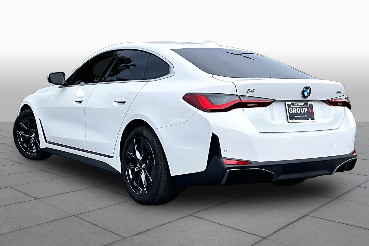 Used 2025 BMW i4 eDrive40 RWD image 11