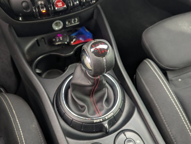 Used 2016 MINI Cooper Clubman image 13