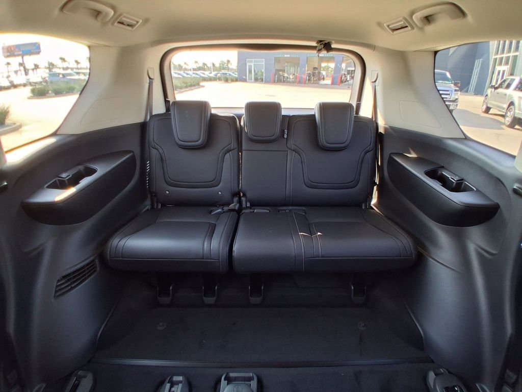 New 2026 Nissan Armada SV image 26