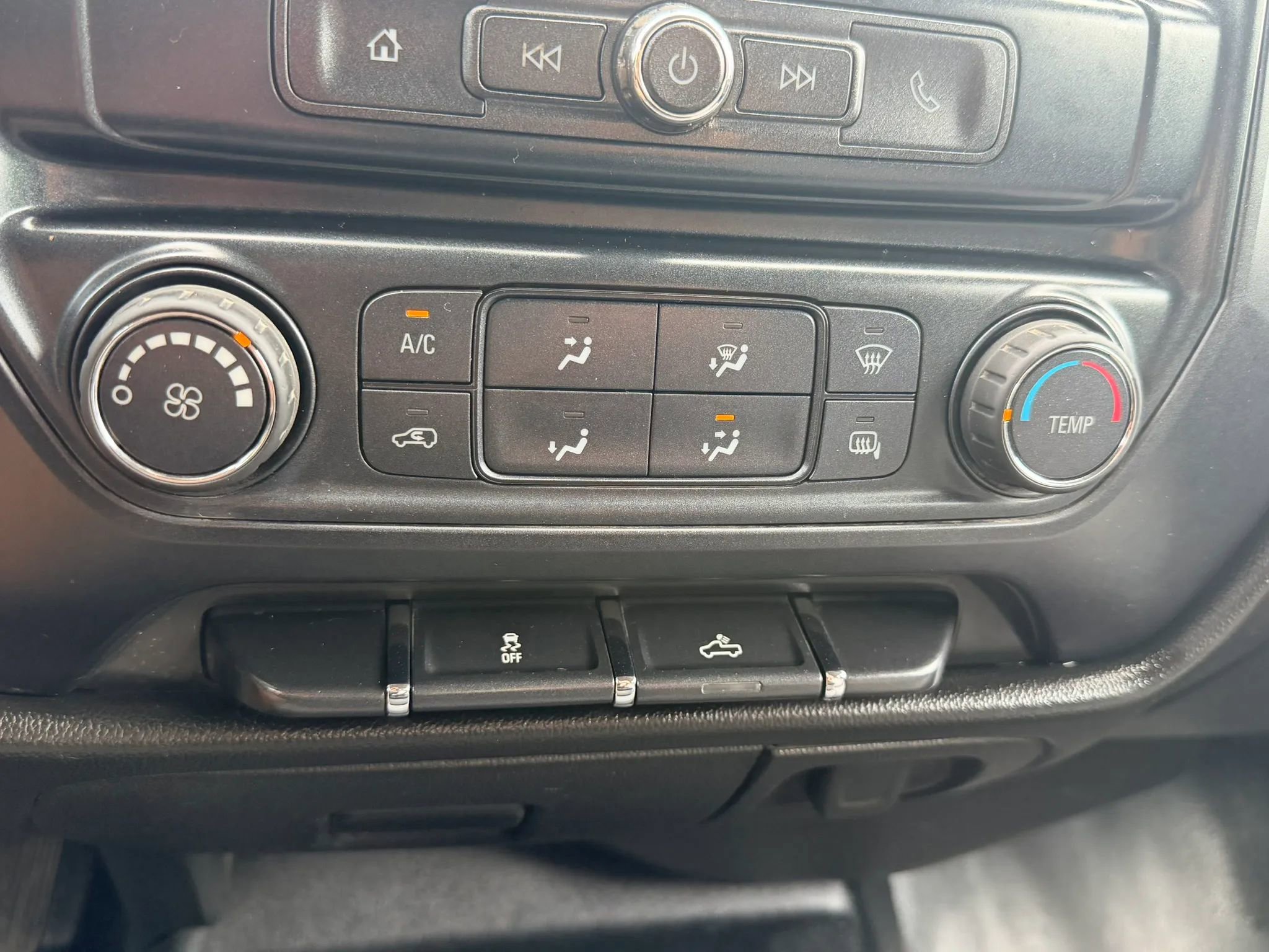 Used 2018 Chevrolet Silverado 2500 W/T w/ WT Convenience Package RWD image 14