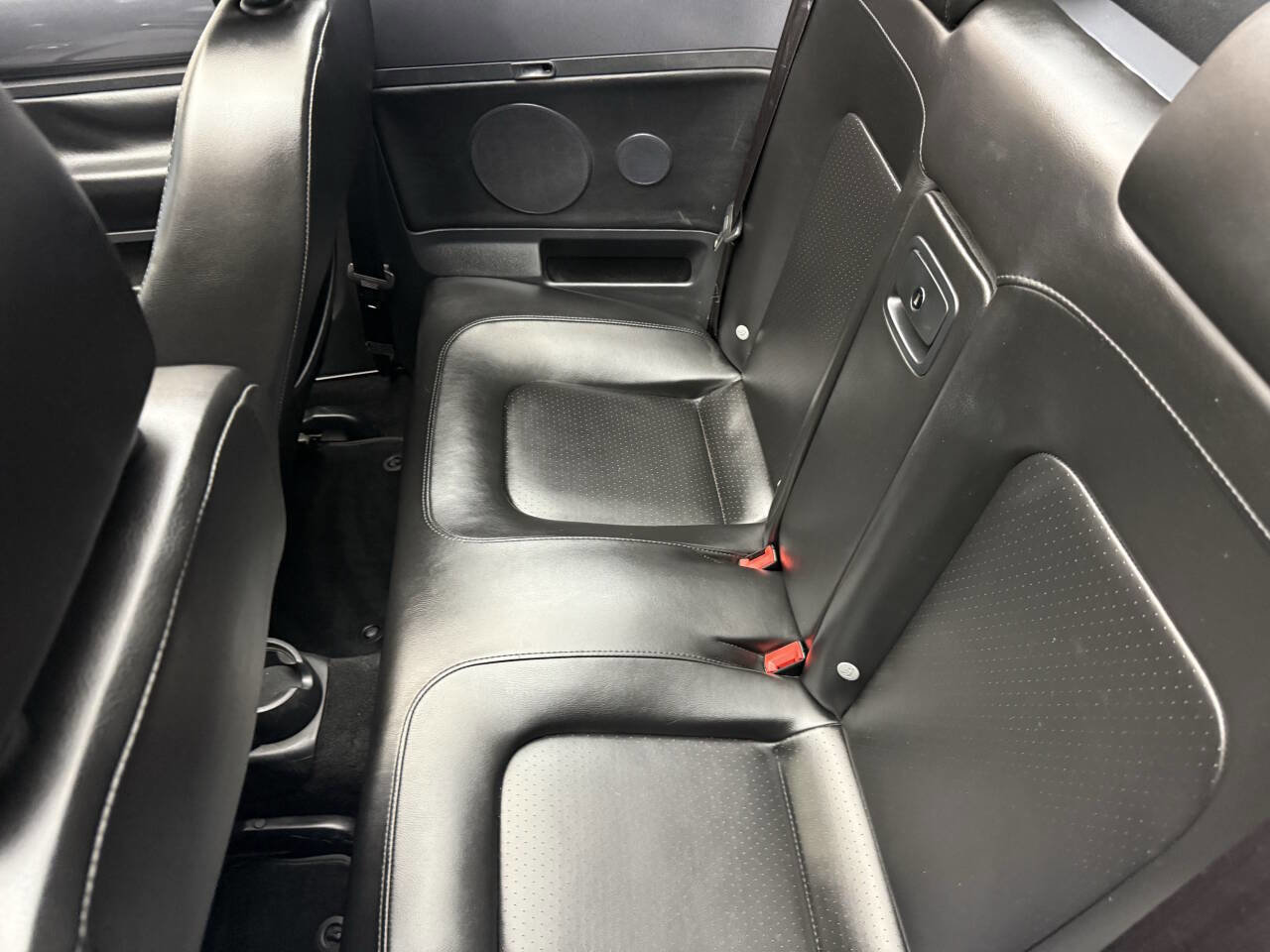 Used 2006 Volkswagen Beetle Convertible w/ Package 1 image 19