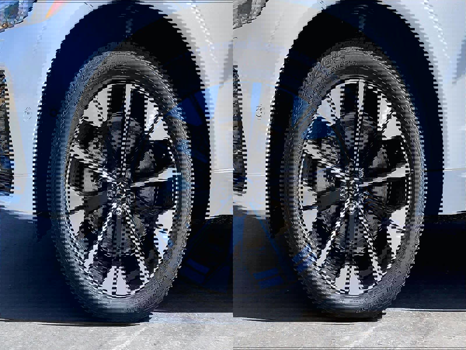 New 2026 Volvo XC60 T8 Plus w/ Protection Package Premier image 14