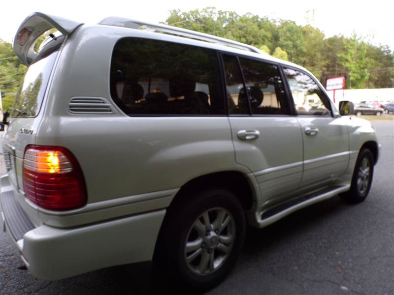 Used 2003 Lexus LX 470 4WD image 10