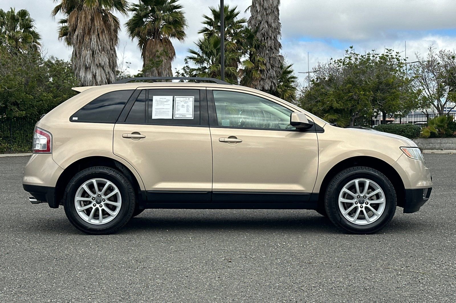 Used 2007 Ford Edge SEL image 2