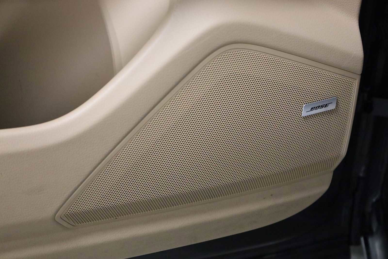 Used 2019 Porsche Cayenne image 17