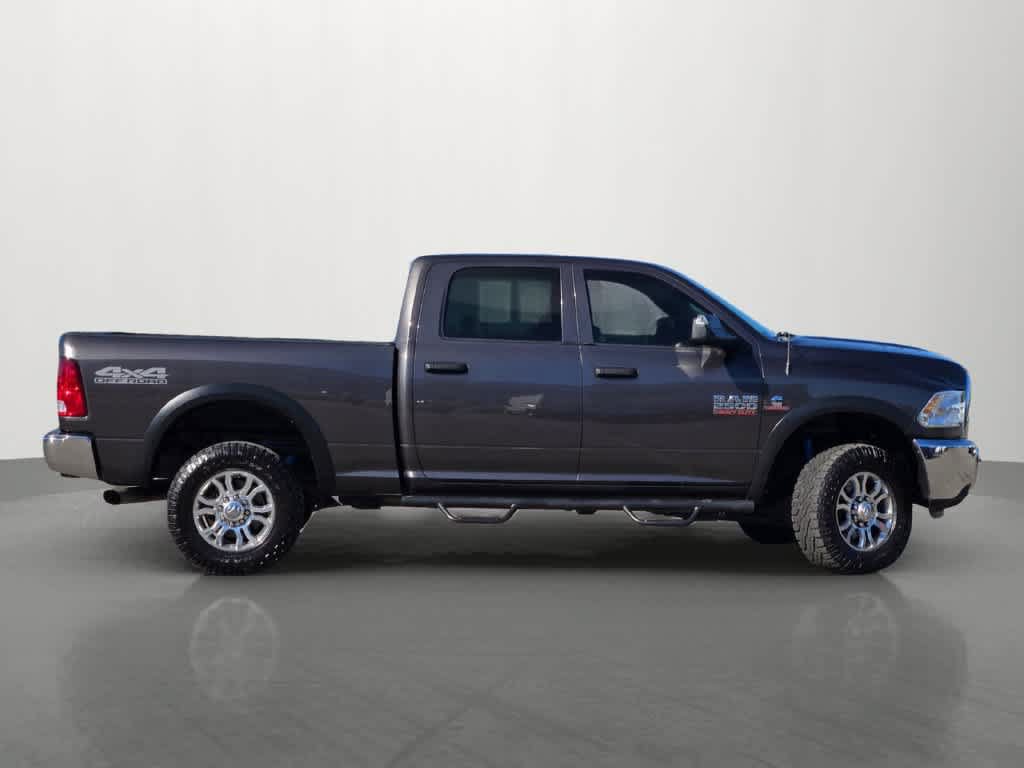 Used 2018 RAM 2500 Tradesman w/ Chrome Appearance Group AWD/4WD image 7