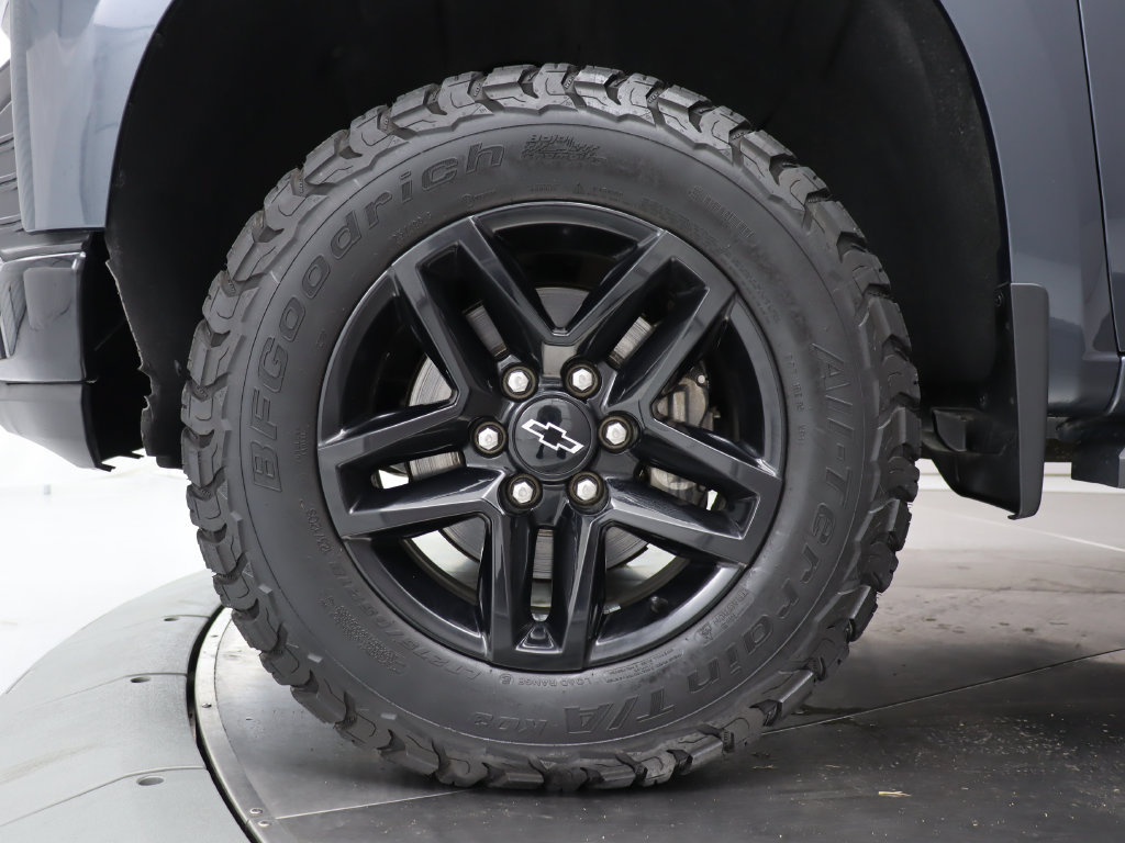 Used 2021 Chevrolet Silverado 1500 LT Trail Boss w/ Convenience Package II AWD/4WD image 35