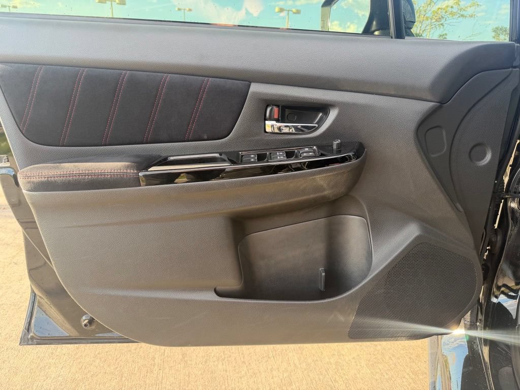 Used 2019 Subaru WRX STI AWD/4WD image 9