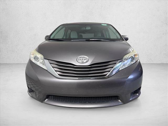 Used 2015 Toyota Sienna LE FWD image 8