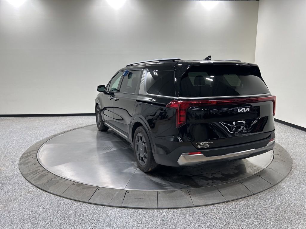 Used 2025 Kia Carnival SX image 9