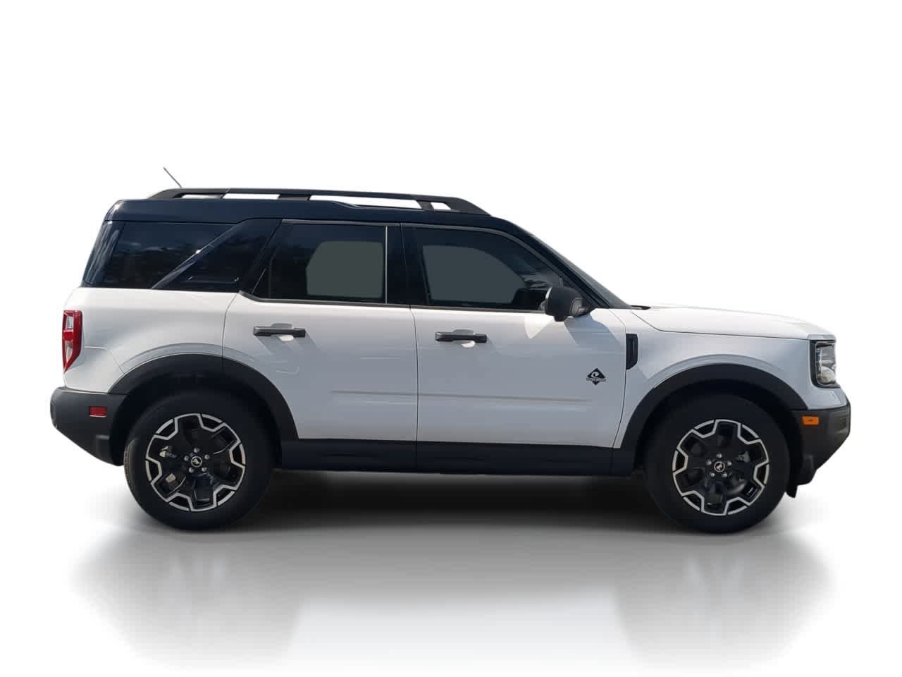 Used 2026 Ford Bronco Sport Outer Banks w/ Outer Banks Tech Package+ AWD/4WD image 9
