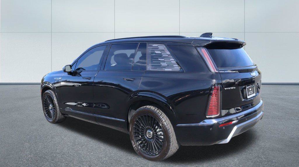 Certified 2026 Cadillac Vistiq Sport AWD/4WD image 4