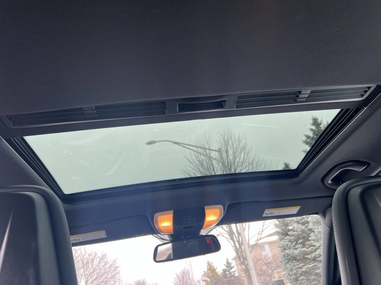 Used 2010 Mercedes-Benz C 63 AMG Sedan image 21