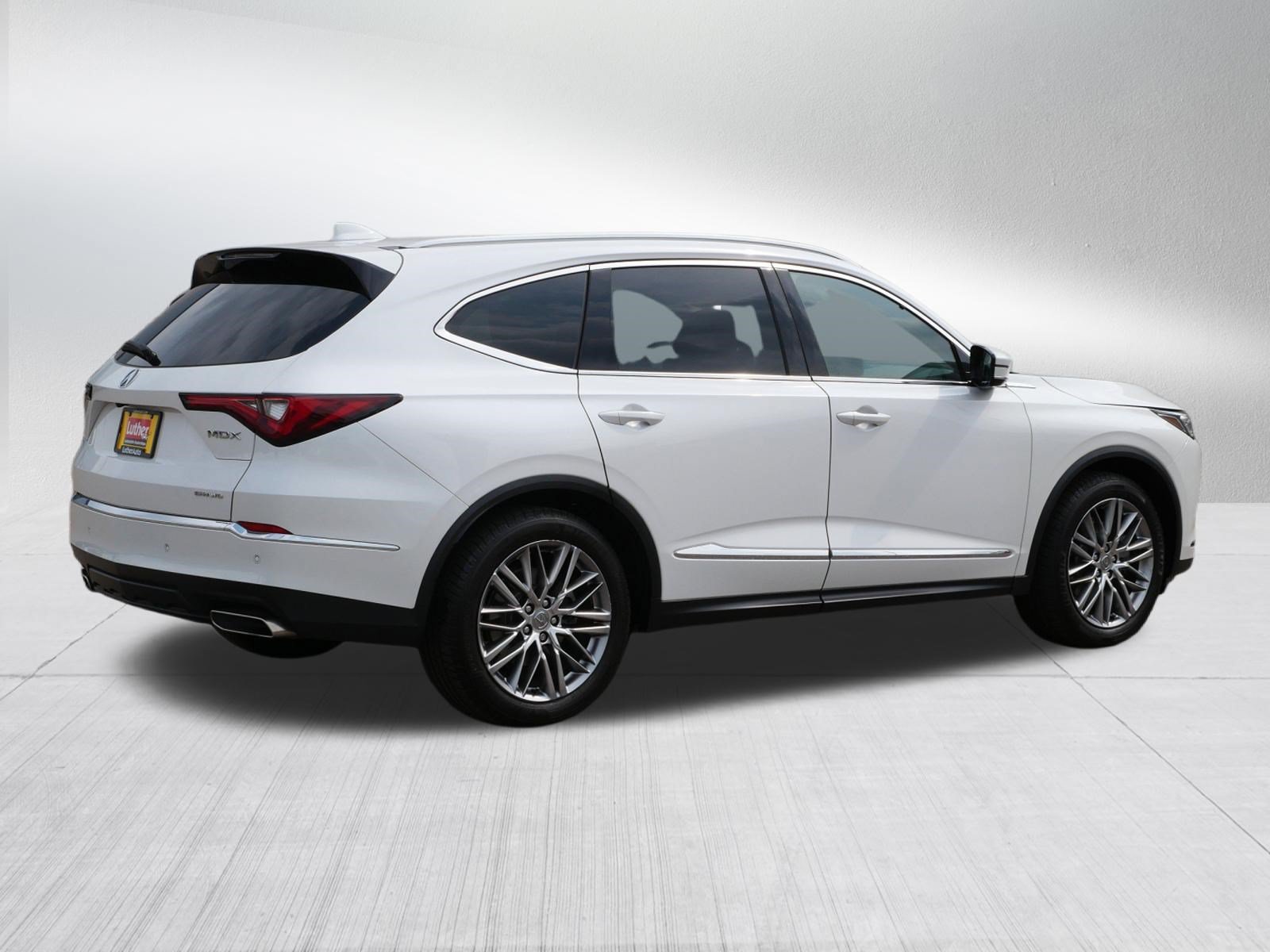 Used 2022 Acura MDX w/ Advance Package AWD/4WD image 7