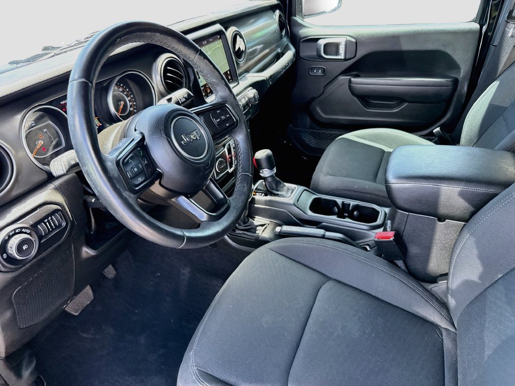 Certified 2022 Jeep Wrangler Unlimited Sport w/ Sun And Sound Package AWD/4WD image 26