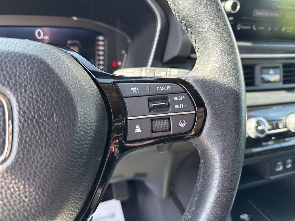 Used 2025 Honda Pilot Elite image 17