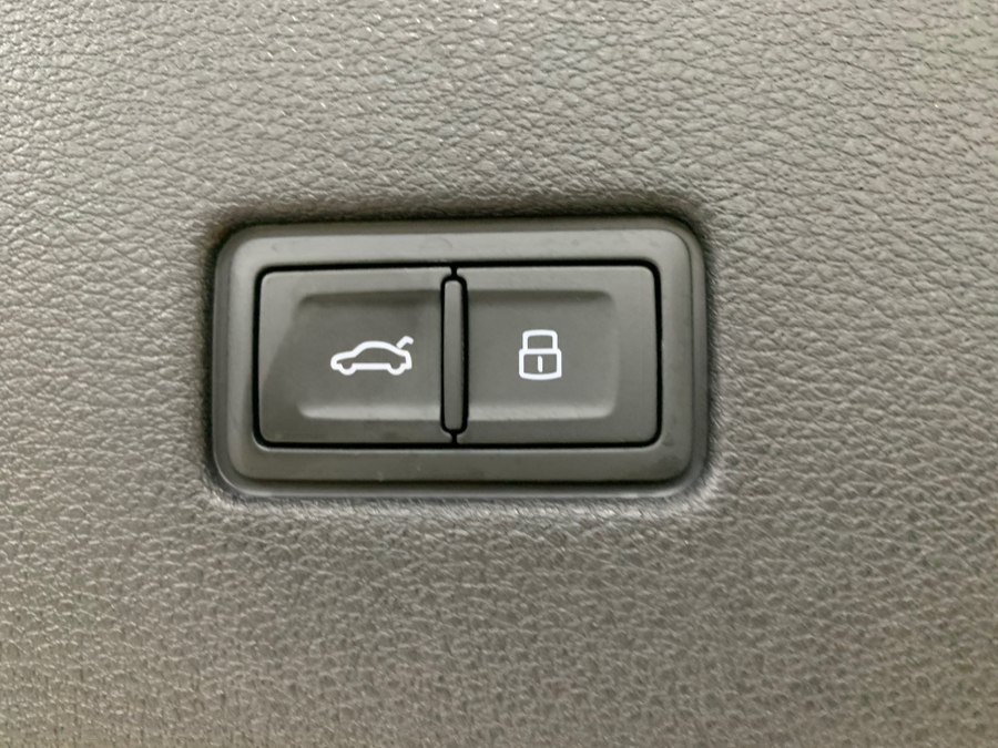 Used 2024 Audi SQ8 Premium Plus w/ S Sport Package AWD/4WD image 60