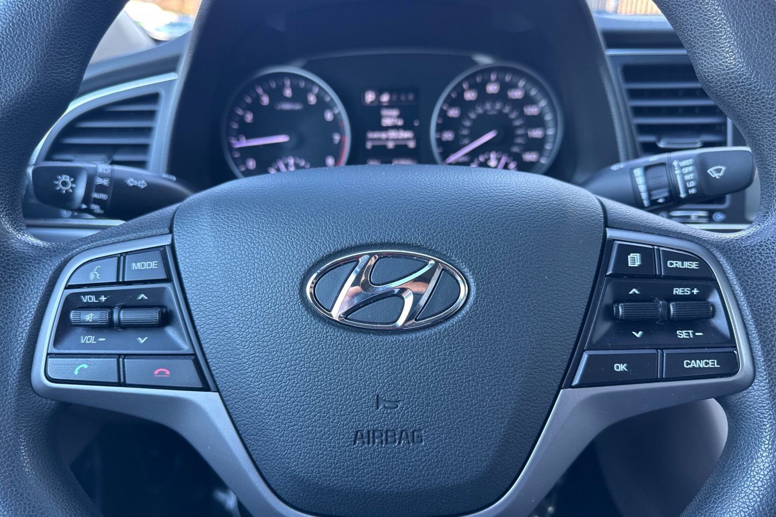 Used 2018 Hyundai Elantra SEL image 21