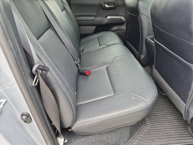 Used 2021 Toyota Tacoma Limited AWD/4WD image 20