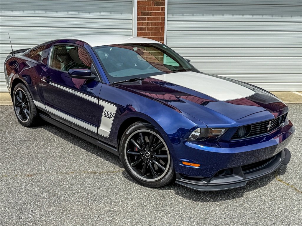 Used 2012 Ford Mustang Boss 302 w/ Boss 302 Accessory Pkg RWD image 25
